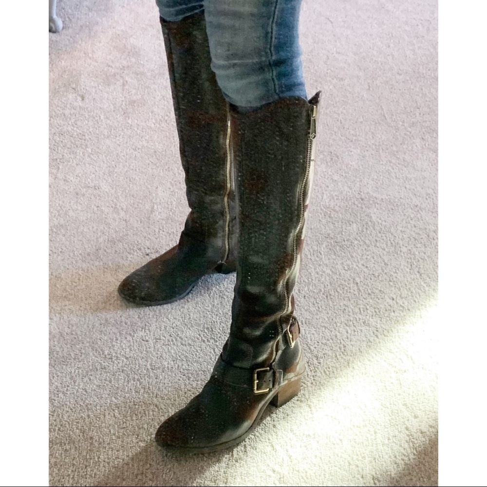 Donald Pliner brown cowhide Dela buckle boots - Picture 2 of 11